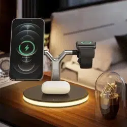 شاحن لاسلكي 3 في 1 يشحن الهاتف الذكي، سماعات AirPods والساعة الذكية بتقنية الشحن السريع على قاعدة عصرية.